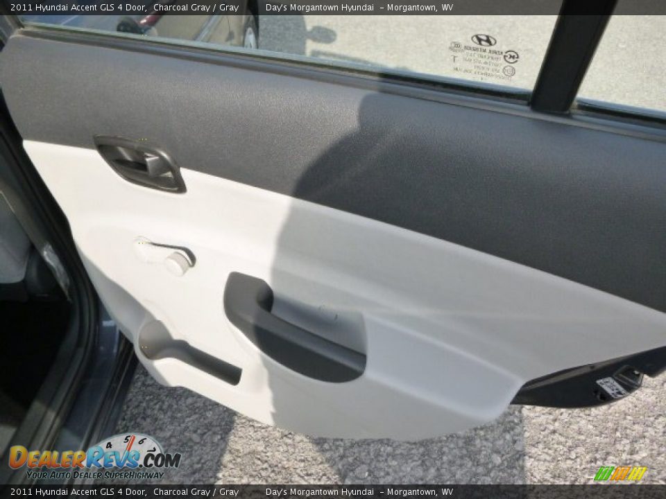 2011 Hyundai Accent GLS 4 Door Charcoal Gray / Gray Photo #20