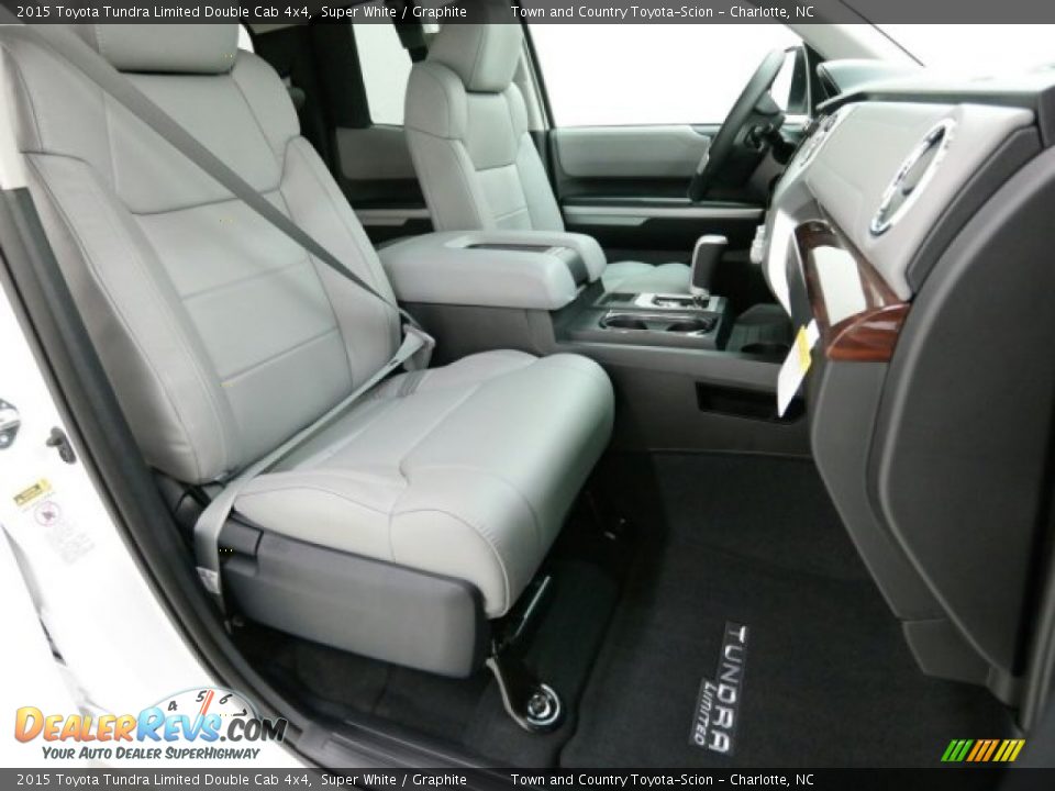 Front Seat of 2015 Toyota Tundra Limited Double Cab 4x4 Photo #10