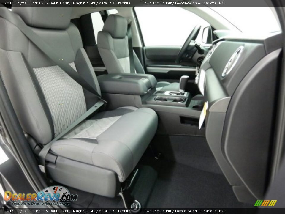 Front Seat of 2015 Toyota Tundra SR5 Double Cab Photo #10