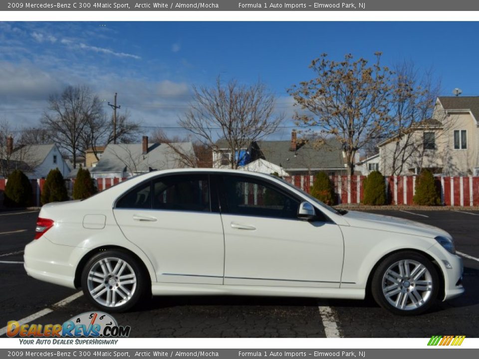 2009 Mercedes-Benz C 300 4Matic Sport Arctic White / Almond/Mocha Photo #9