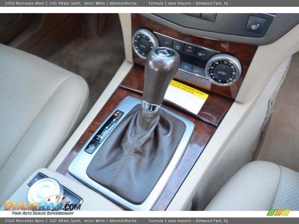 2009 Mercedes-Benz C 300 4Matic Sport Arctic White / Almond/Mocha Photo #19