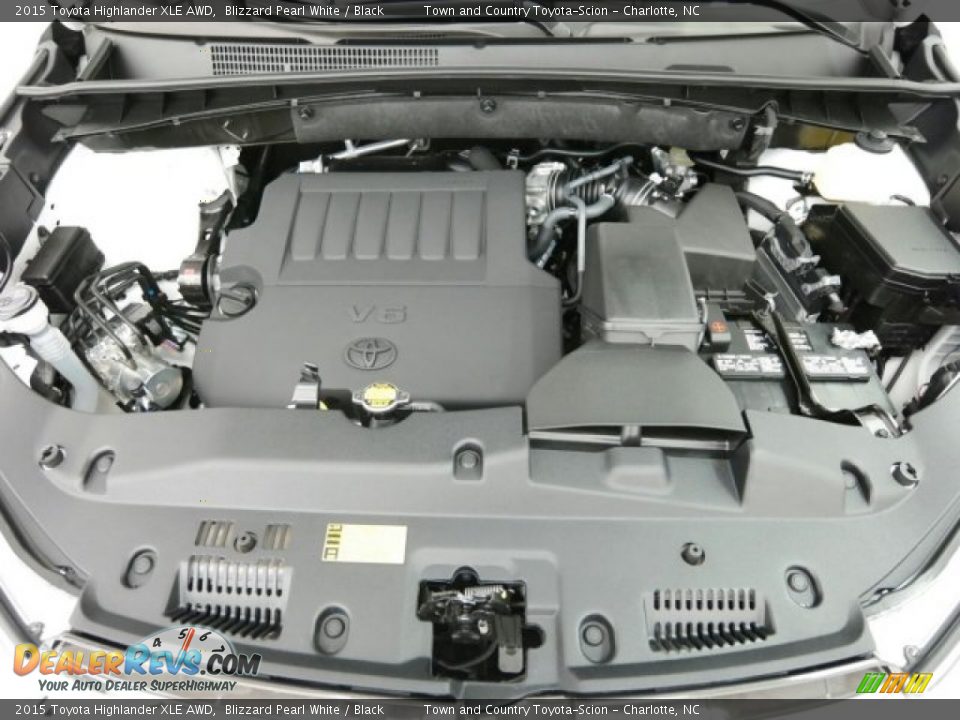 2015 Toyota Highlander XLE AWD Blizzard Pearl White / Black Photo #8