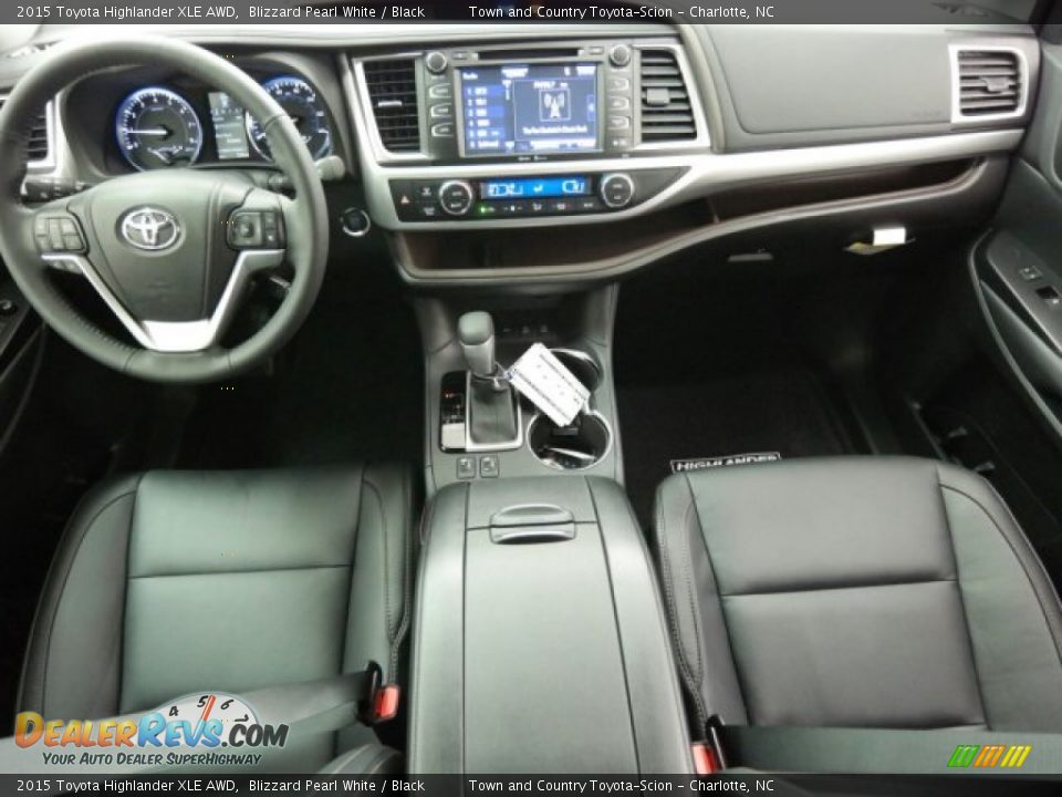2015 Toyota Highlander XLE AWD Blizzard Pearl White / Black Photo #12