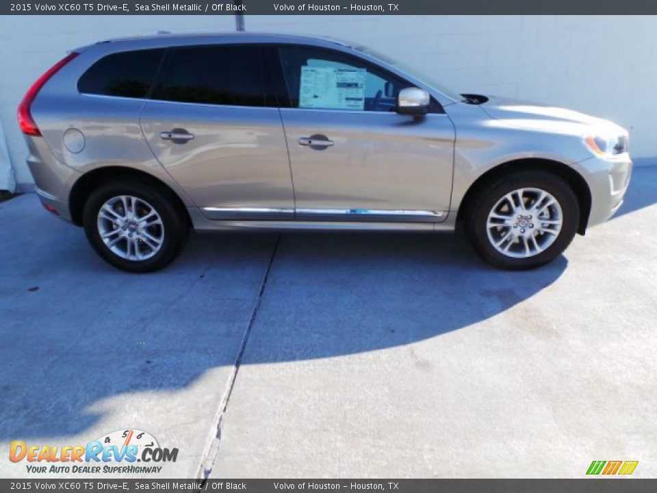 2015 Volvo XC60 T5 Drive-E Sea Shell Metallic / Off Black Photo #6