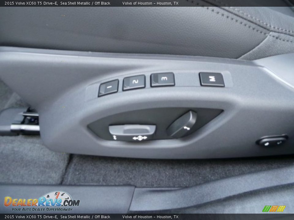 2015 Volvo XC60 T5 Drive-E Sea Shell Metallic / Off Black Photo #11