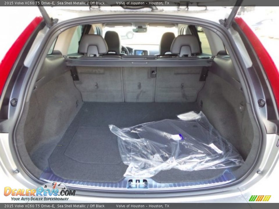 2015 Volvo XC60 T5 Drive-E Sea Shell Metallic / Off Black Photo #25