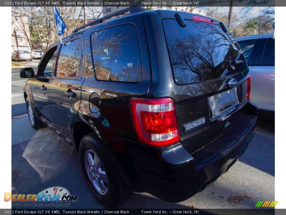 2011 Ford Escape XLT V6 4WD Tuxedo Black Metallic / Charcoal Black Photo #3