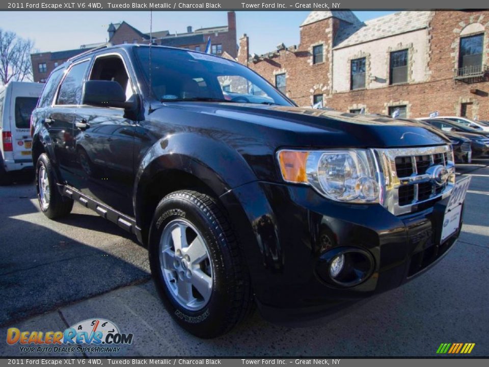 2011 Ford Escape XLT V6 4WD Tuxedo Black Metallic / Charcoal Black Photo #6
