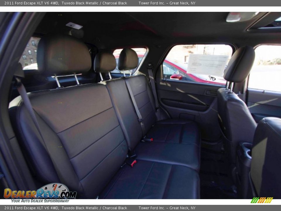 2011 Ford Escape XLT V6 4WD Tuxedo Black Metallic / Charcoal Black Photo #20