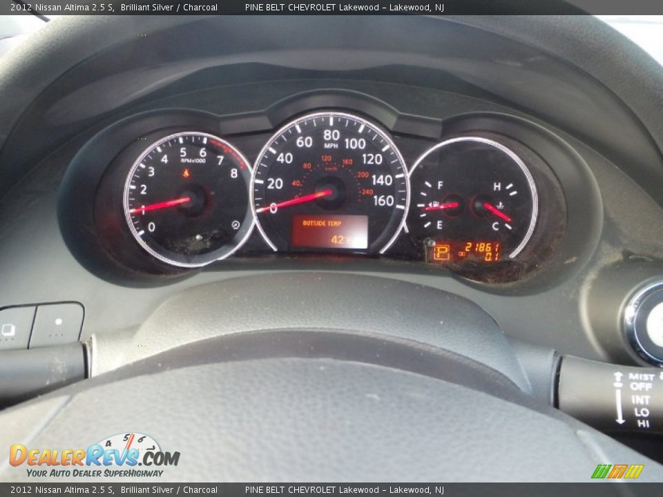 2012 Nissan Altima 2.5 S Brilliant Silver / Charcoal Photo #15