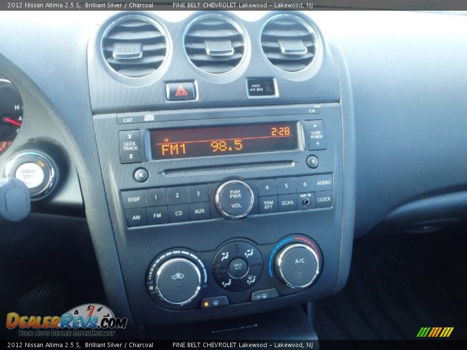 2012 Nissan Altima 2.5 S Brilliant Silver / Charcoal Photo #16