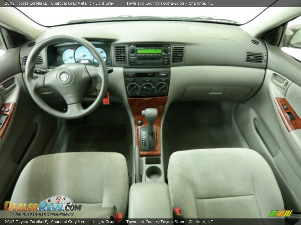 Light Gray Interior - 2003 Toyota Corolla LE Photo #28