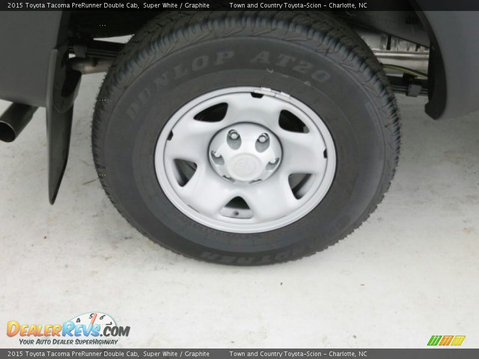 2015 Toyota Tacoma PreRunner Double Cab Super White / Graphite Photo #2