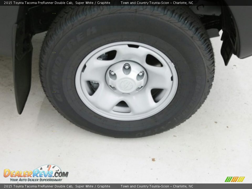 2015 Toyota Tacoma PreRunner Double Cab Super White / Graphite Photo #3