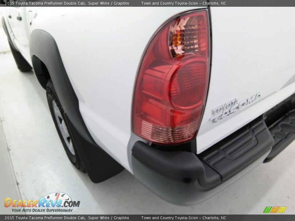 2015 Toyota Tacoma PreRunner Double Cab Super White / Graphite Photo #14