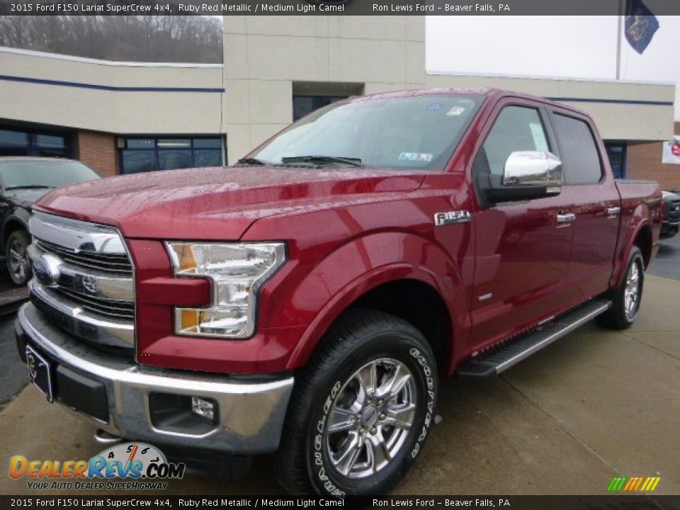 Front 3/4 View of 2015 Ford F150 Lariat SuperCrew 4x4 Photo #4