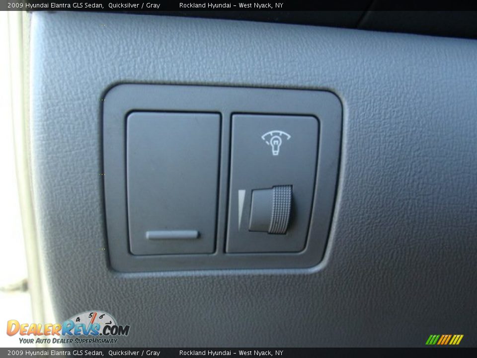 2009 Hyundai Elantra GLS Sedan Quicksilver / Gray Photo #12