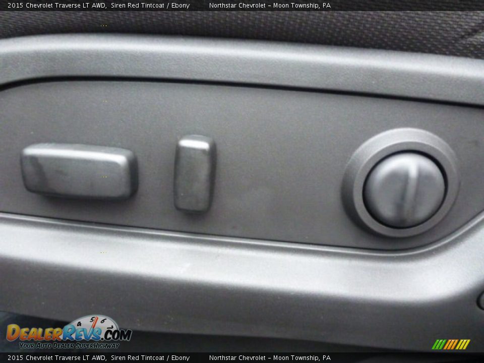 2015 Chevrolet Traverse LT AWD Siren Red Tintcoat / Ebony Photo #16