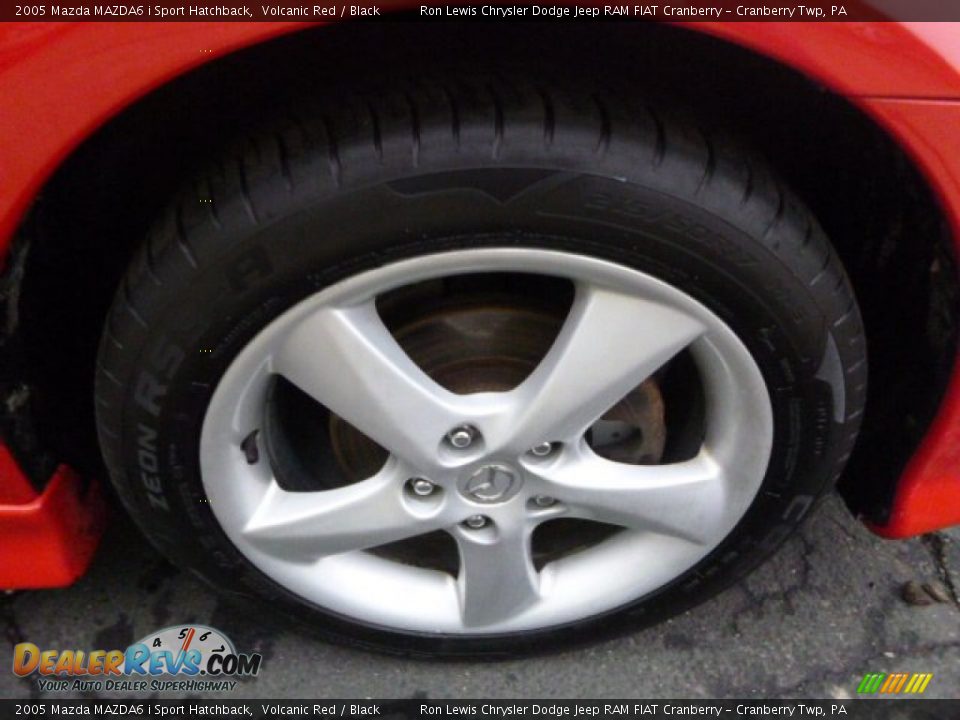 2005 Mazda MAZDA6 i Sport Hatchback Volcanic Red / Black Photo #9