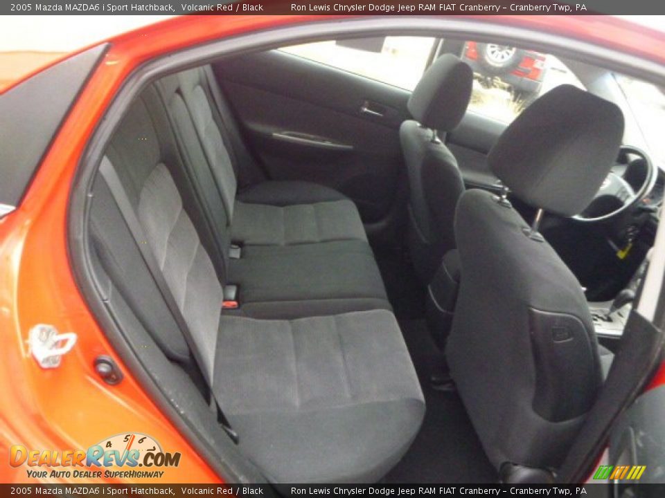 2005 Mazda MAZDA6 i Sport Hatchback Volcanic Red / Black Photo #13