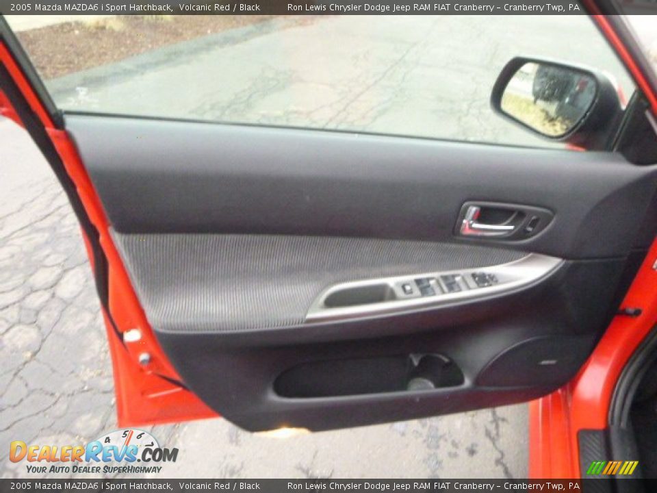 2005 Mazda MAZDA6 i Sport Hatchback Volcanic Red / Black Photo #17