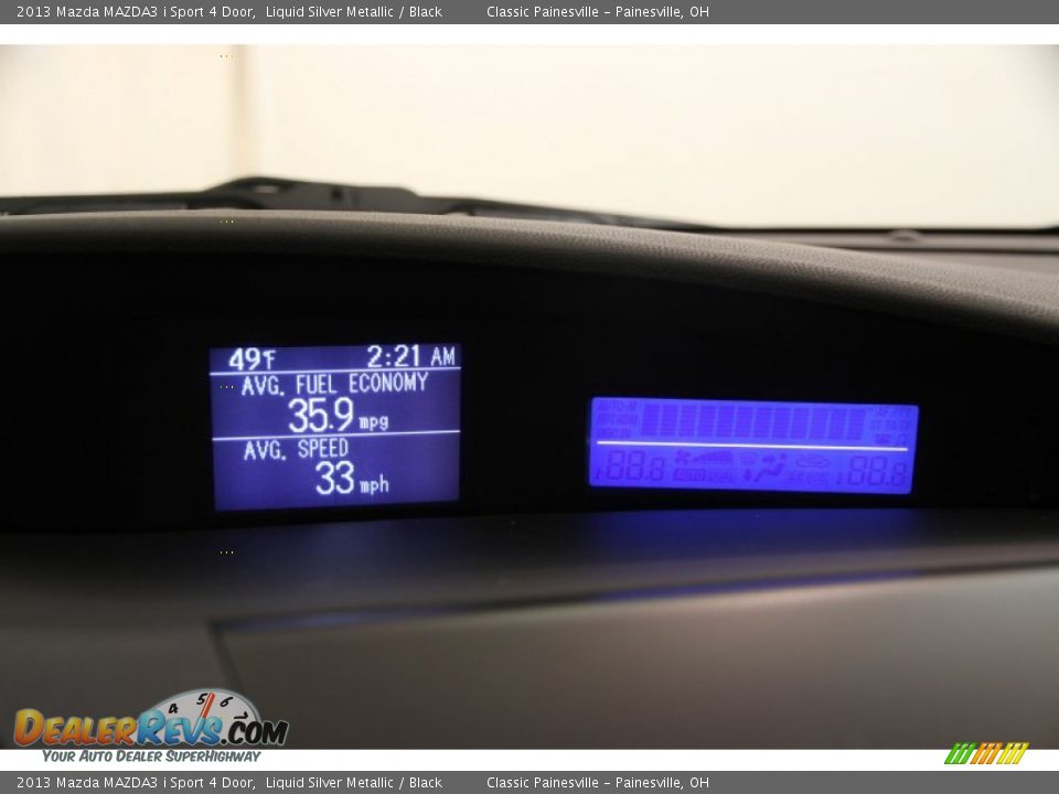 2013 Mazda MAZDA3 i Sport 4 Door Liquid Silver Metallic / Black Photo #8