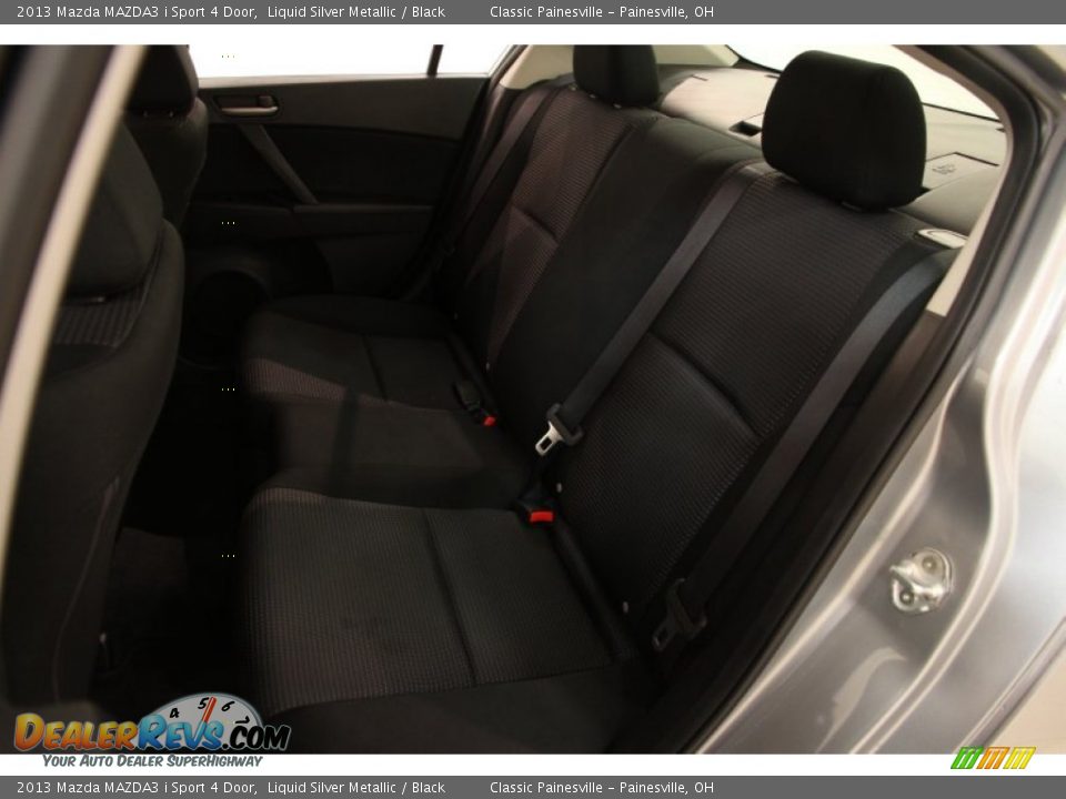 2013 Mazda MAZDA3 i Sport 4 Door Liquid Silver Metallic / Black Photo #14