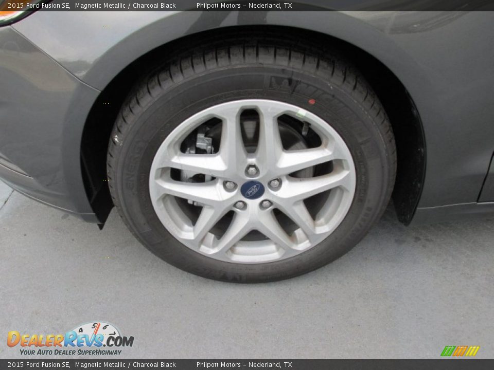 2015 Ford Fusion SE Magnetic Metallic / Charcoal Black Photo #11