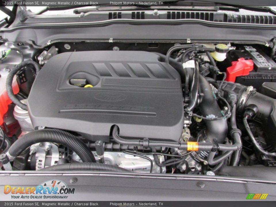 2015 Ford Fusion SE Magnetic Metallic / Charcoal Black Photo #17