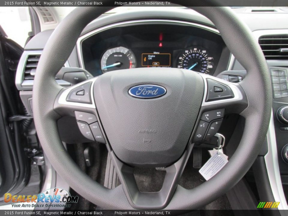 2015 Ford Fusion SE Magnetic Metallic / Charcoal Black Photo #30