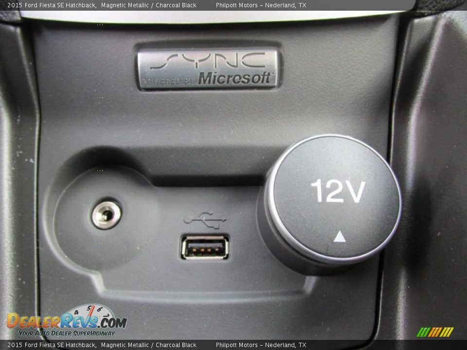2015 Ford Fiesta SE Hatchback Magnetic Metallic / Charcoal Black Photo #29