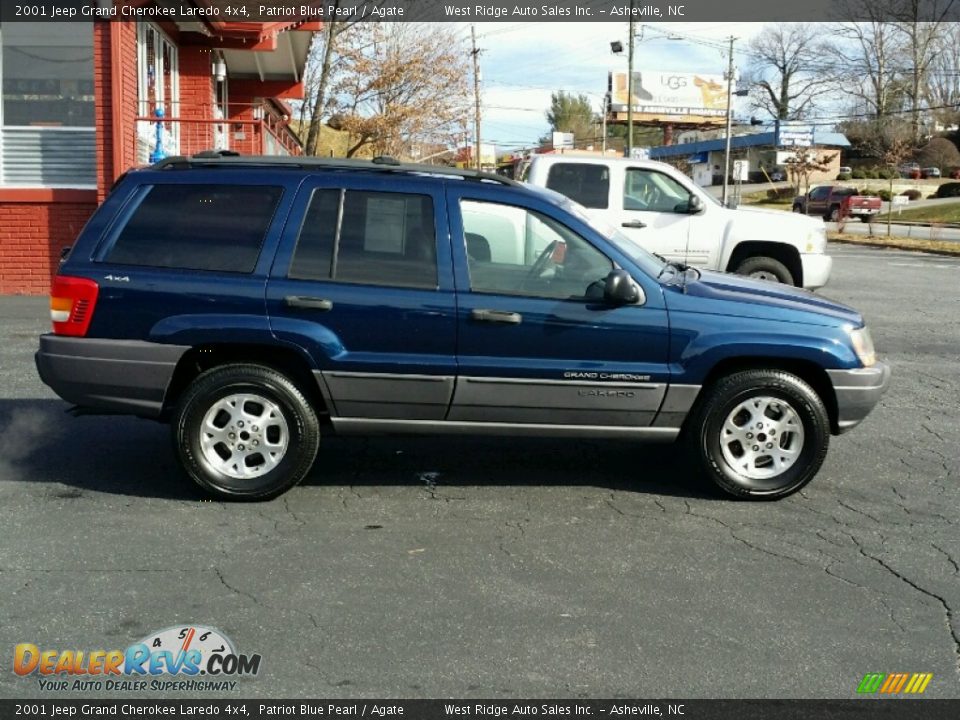 2001 Jeep Grand Cherokee Laredo 4x4 Patriot Blue Pearl / Agate Photo #7