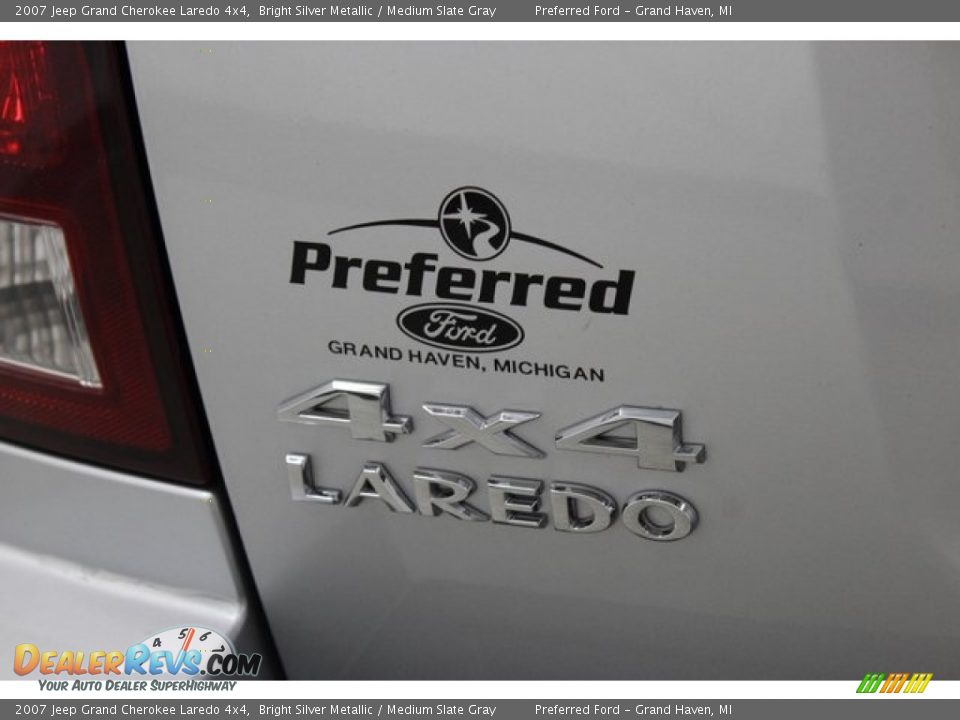 2007 Jeep Grand Cherokee Laredo 4x4 Bright Silver Metallic / Medium Slate Gray Photo #7