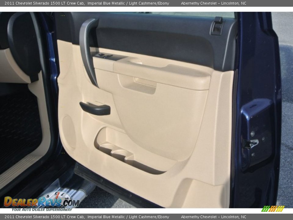 2011 Chevrolet Silverado 1500 LT Crew Cab Imperial Blue Metallic / Light Cashmere/Ebony Photo #20