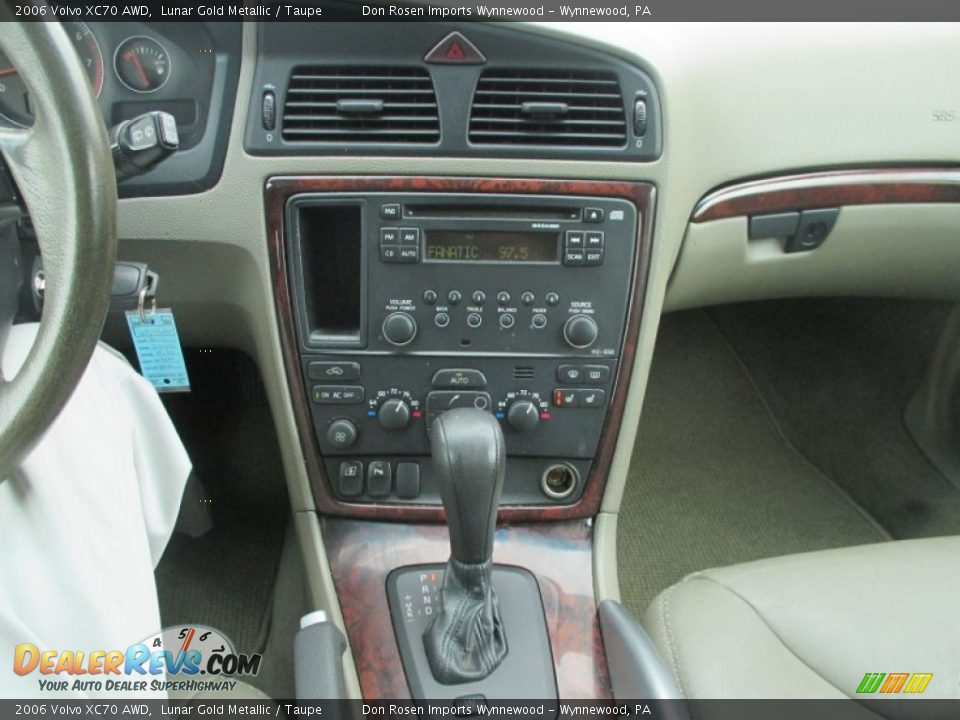 2006 Volvo XC70 AWD Lunar Gold Metallic / Taupe Photo #5