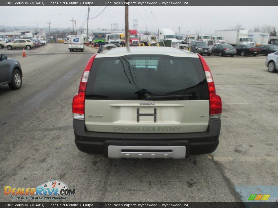 2006 Volvo XC70 AWD Lunar Gold Metallic / Taupe Photo #9
