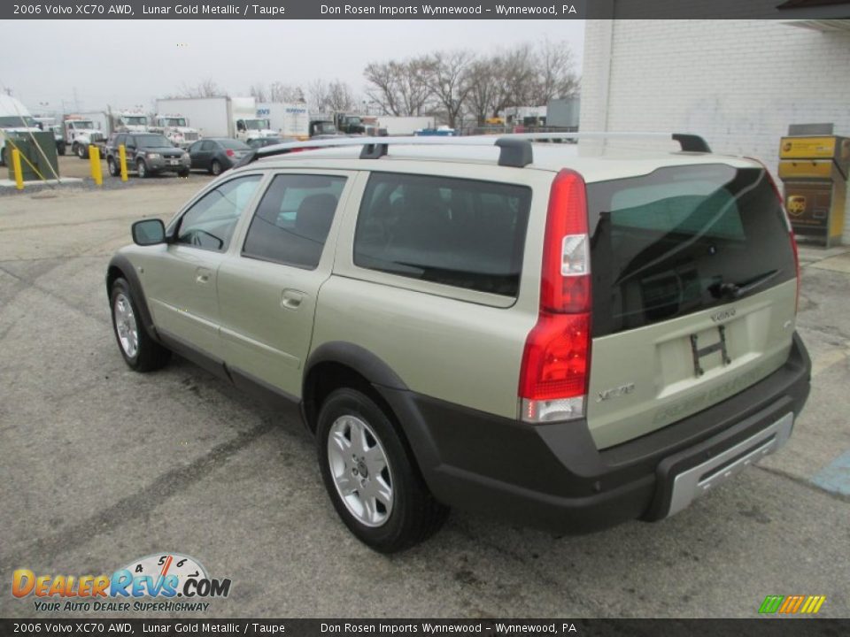 Lunar Gold Metallic 2006 Volvo XC70 AWD Photo #10