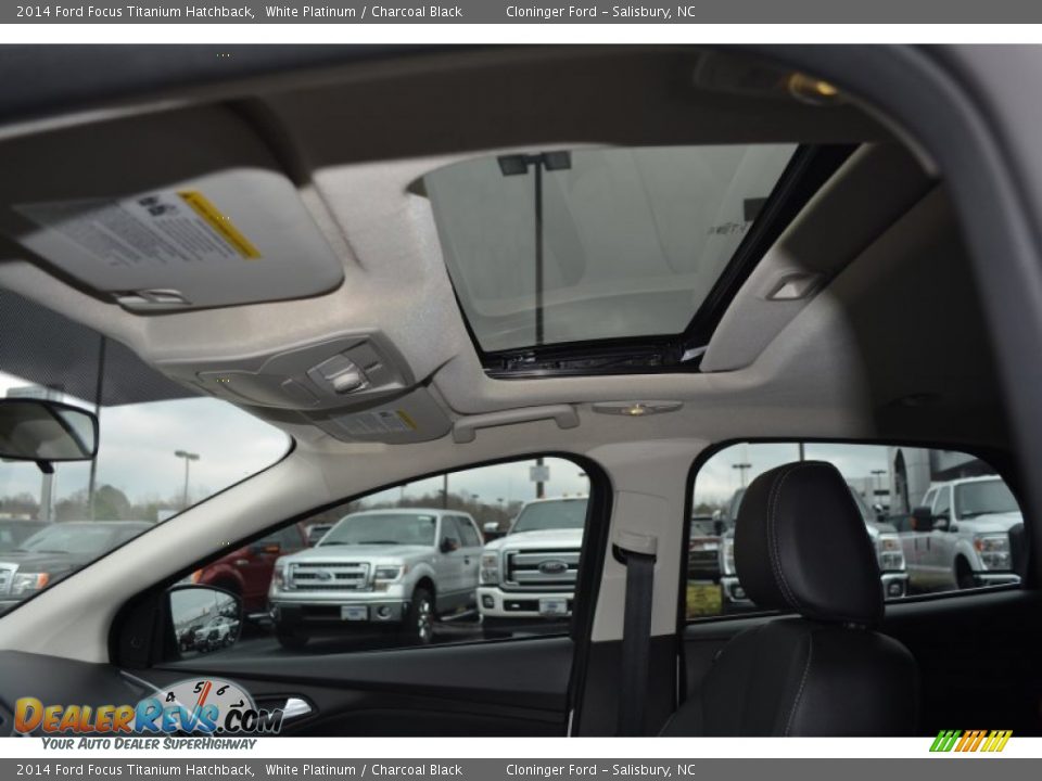 2014 Ford Focus Titanium Hatchback White Platinum / Charcoal Black Photo #12