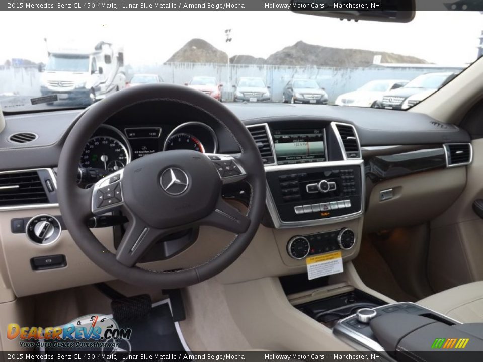 Dashboard of 2015 Mercedes-Benz GL 450 4Matic Photo #8