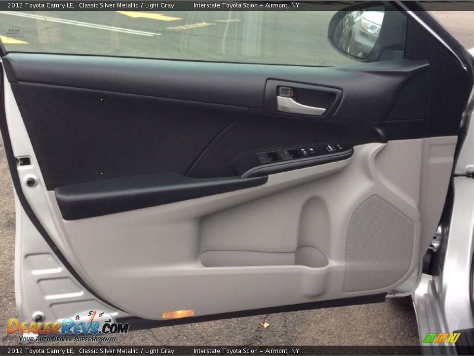 2012 Toyota Camry LE Classic Silver Metallic / Light Gray Photo #7