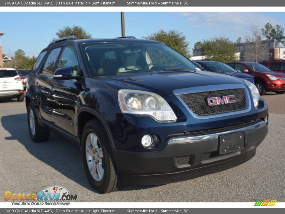Front 3/4 View of 2009 GMC Acadia SLT AWD Photo #1
