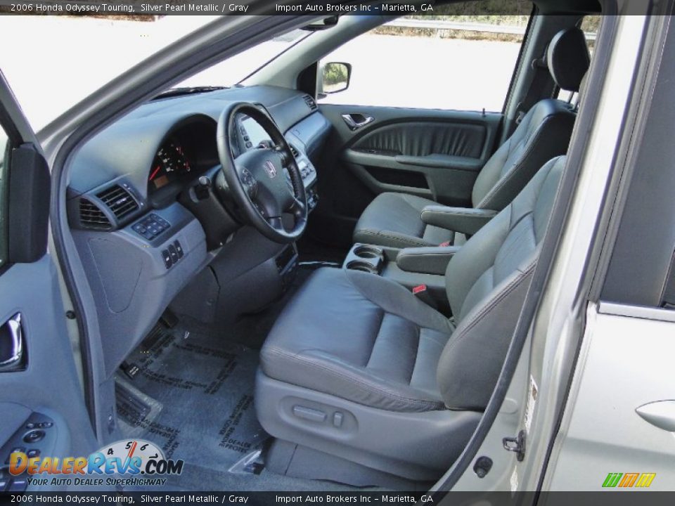 2006 Honda Odyssey Touring Silver Pearl Metallic / Gray Photo #9