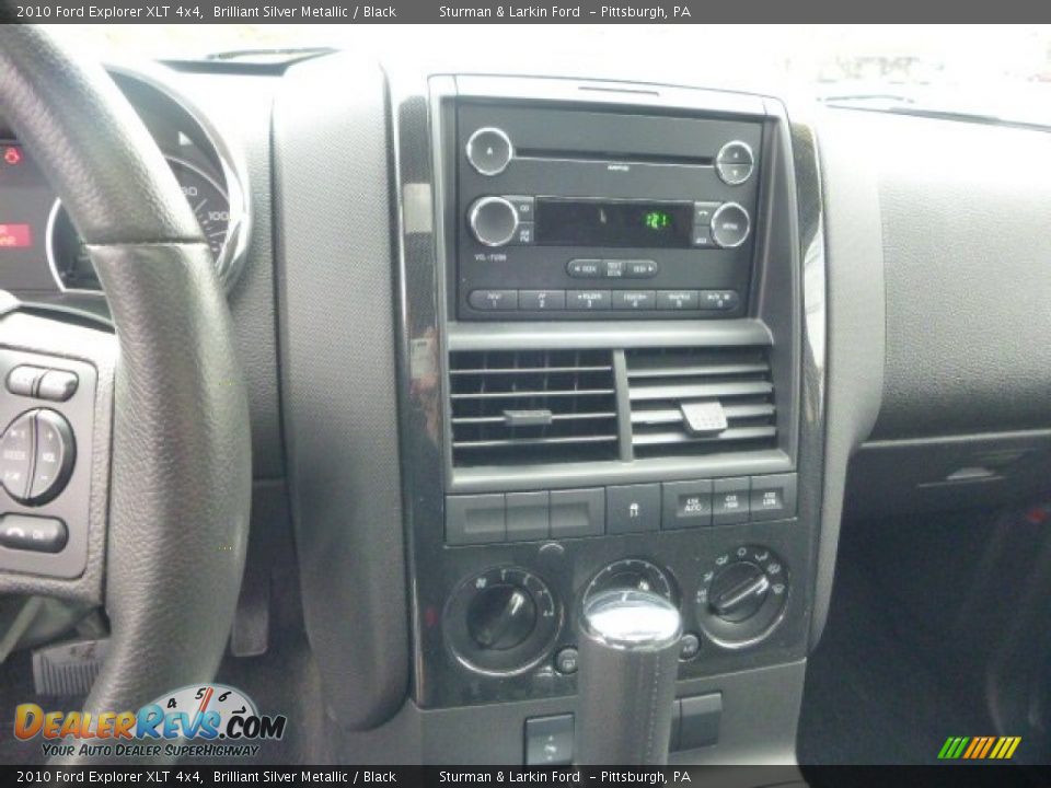 2010 Ford Explorer XLT 4x4 Brilliant Silver Metallic / Black Photo #13