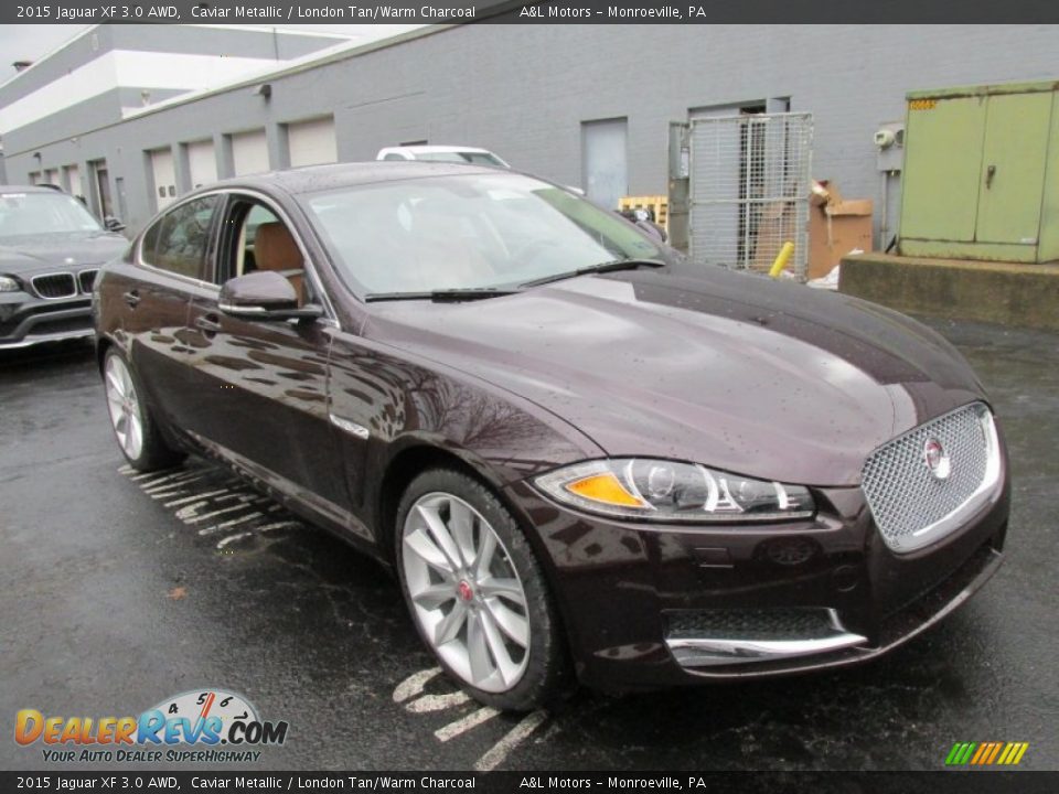 Front 3/4 View of 2015 Jaguar XF 3.0 AWD Photo #9