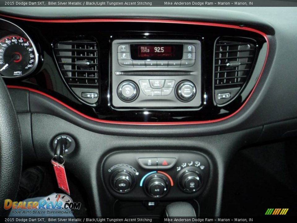2015 Dodge Dart SXT Billet Silver Metallic / Black/Light Tungsten Accent Stitching Photo #6