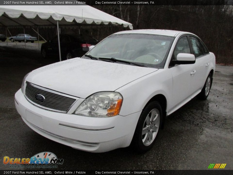Front 3/4 View of 2007 Ford Five Hundred SEL AWD Photo #14