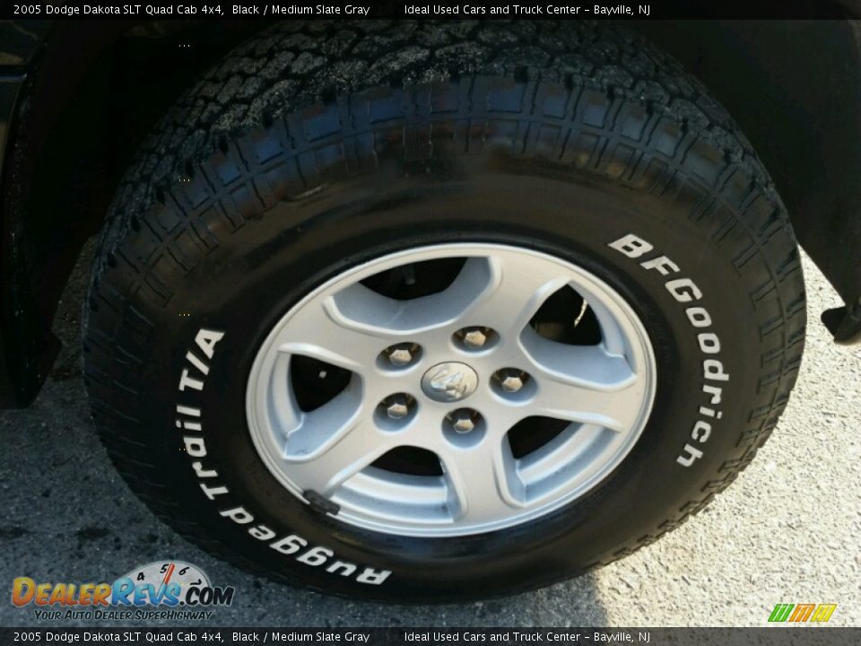 2005 Dodge Dakota SLT Quad Cab 4x4 Black / Medium Slate Gray Photo #6