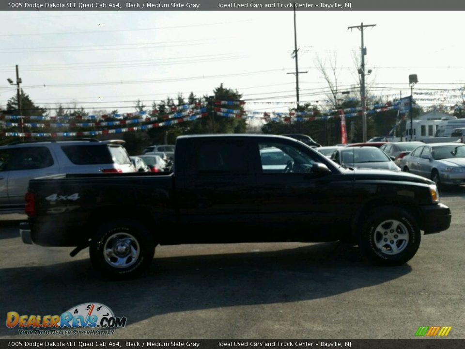 2005 Dodge Dakota SLT Quad Cab 4x4 Black / Medium Slate Gray Photo #8