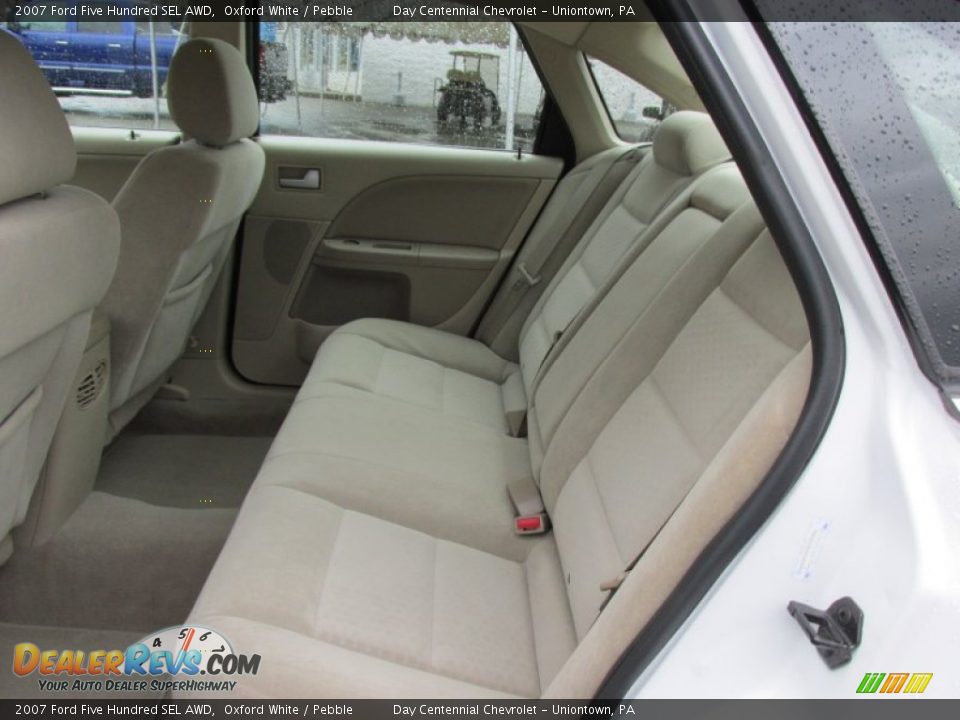 Rear Seat of 2007 Ford Five Hundred SEL AWD Photo #22