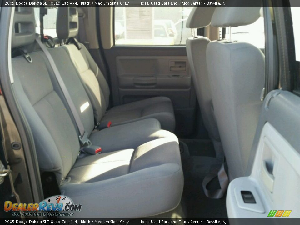 2005 Dodge Dakota SLT Quad Cab 4x4 Black / Medium Slate Gray Photo #12